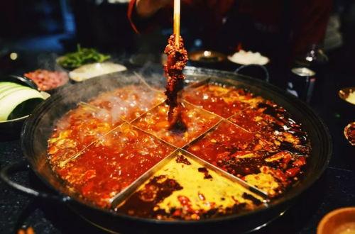 娱乐吃瓜酱吃火锅,娱乐吃瓜酱带你探秘火锅江湖