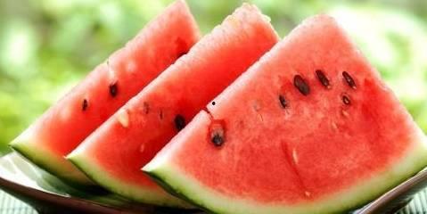 穿书娱乐圈读心术吃瓜,读心术吃瓜，娱乐圈的逆袭之路