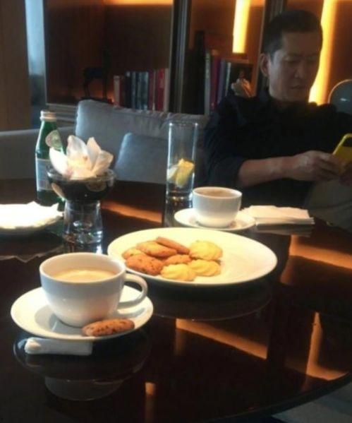 娱乐吃瓜酱塌房,揭秘塌房事件背后的真相与反思